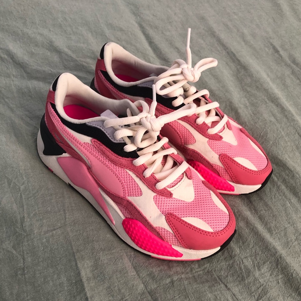 Pink shoes